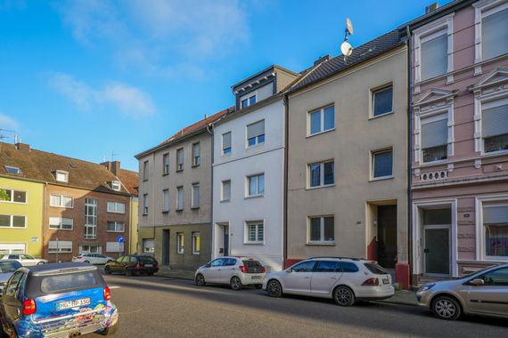 Großzügiges Einfamilienhaus in Top-Lage von Mönchengladbach: 7 Zimmer, 183 m², ideal für Familien!